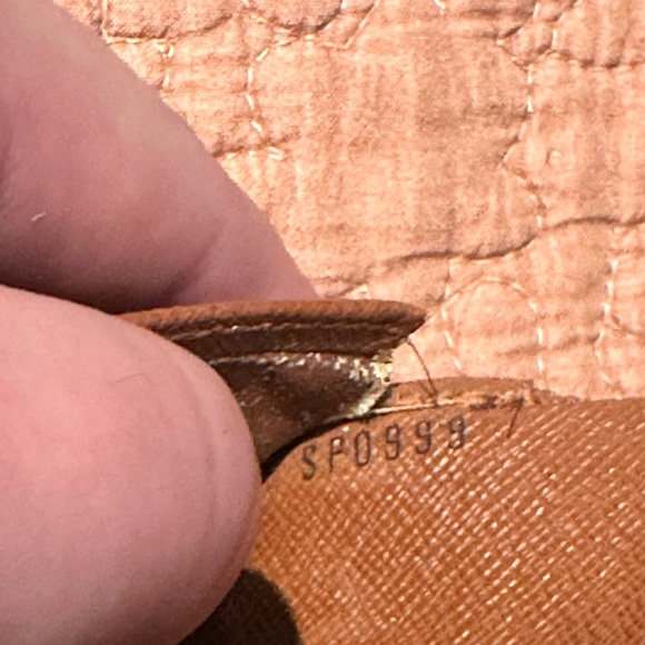 SOLD — LV Louis Vuitton Porte Tresor Etui Papiers Wallet - Picture 5 of 7